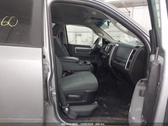 رام classic slt 2019 V8