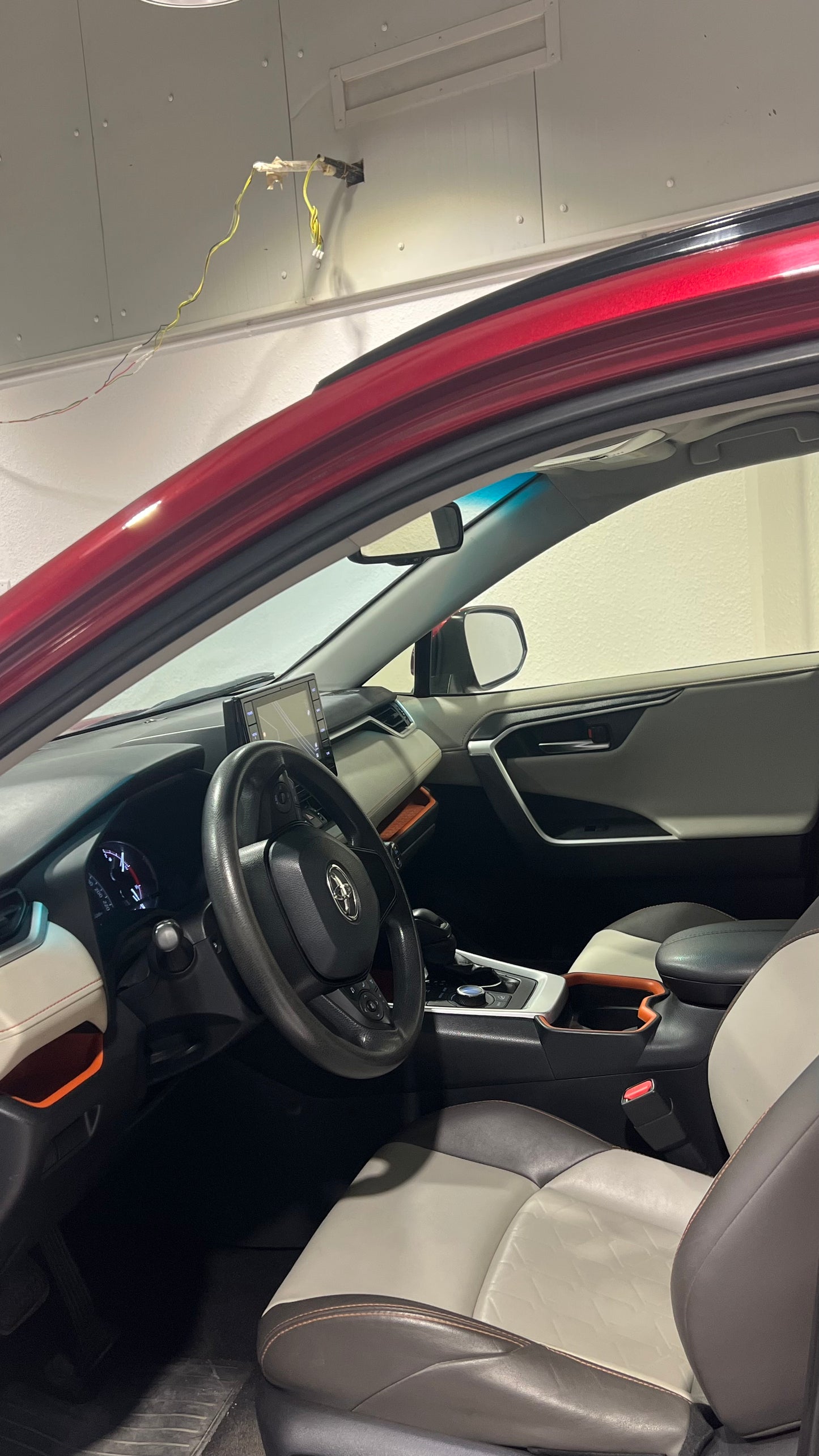 Rav4 2020 full option gcc
