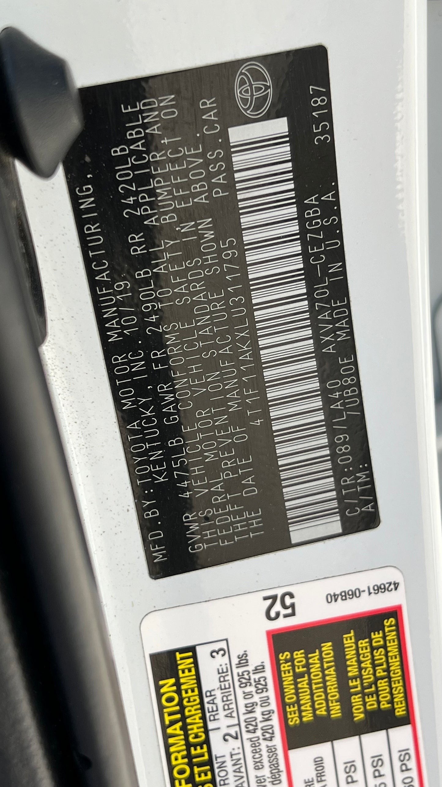 كامري xle 2020 نظيف جداً