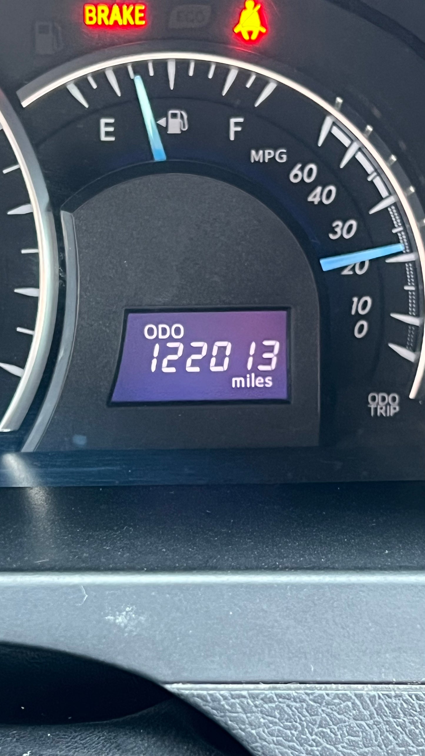 كامري فُل ابشن ٦ سلندر 2013