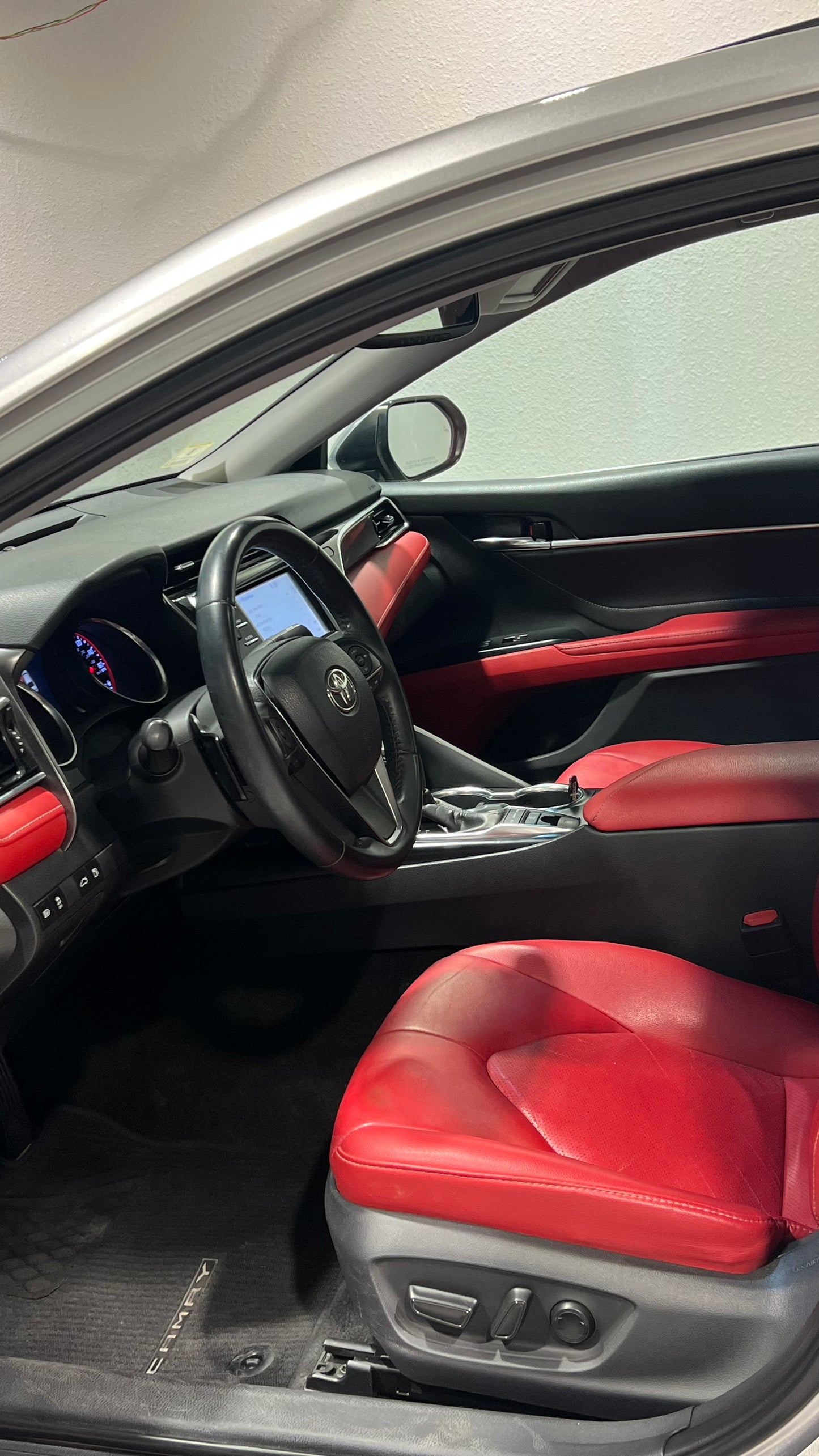 Camry xse 2018 full option