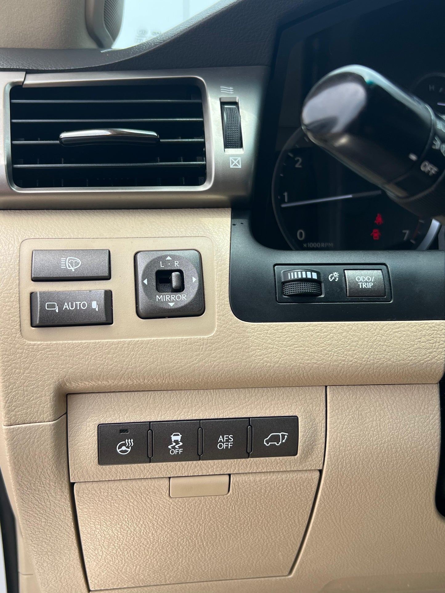 Lexus LX570 2015