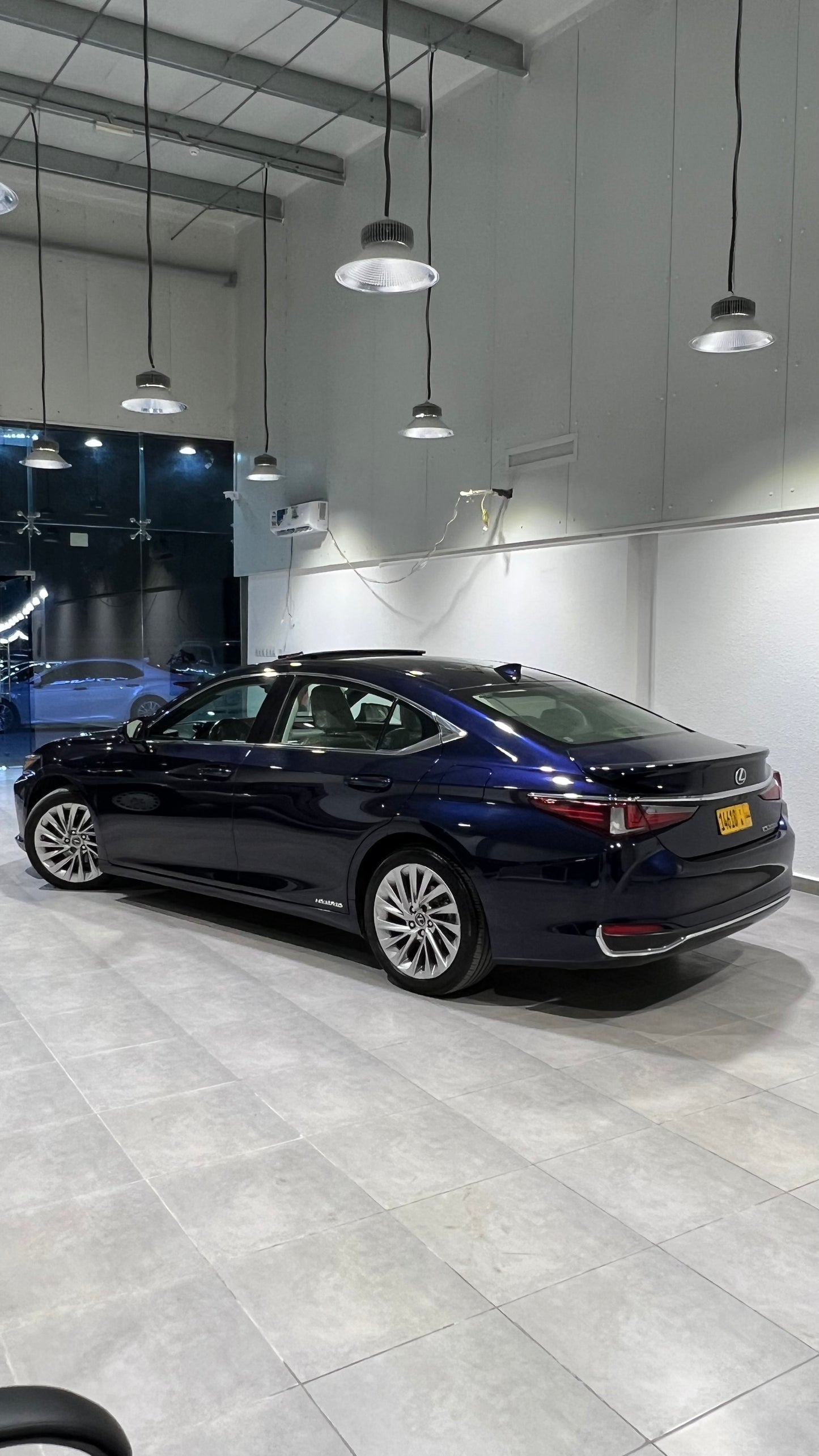 Lexus es300 h 2019