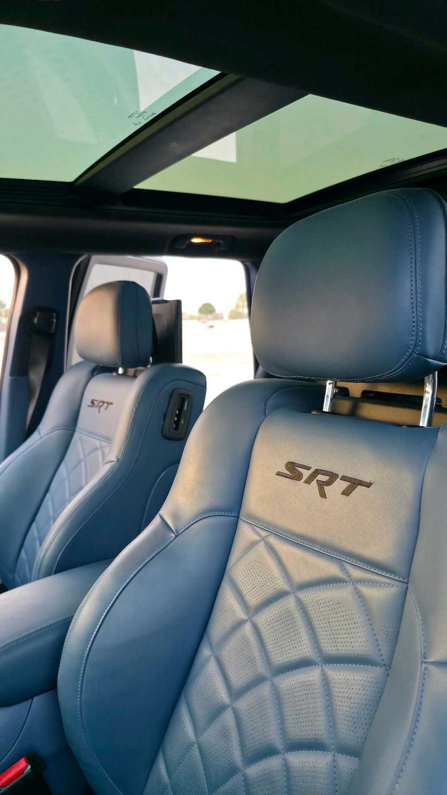 جيب جراند شيروكي SRT V8 2015 خليجي