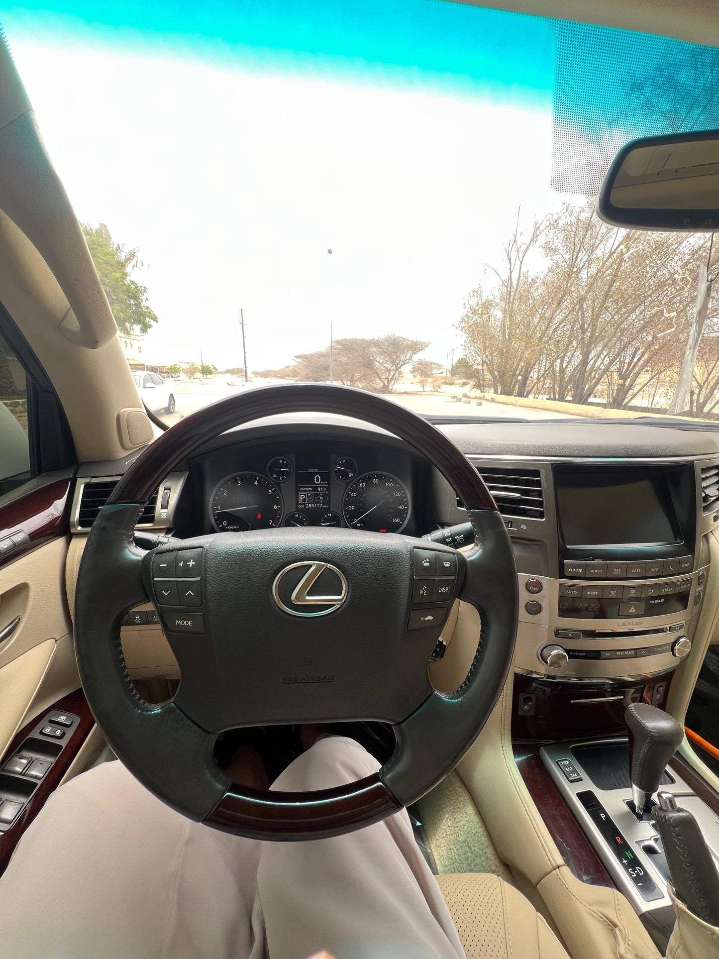 Lexus LX570 2015