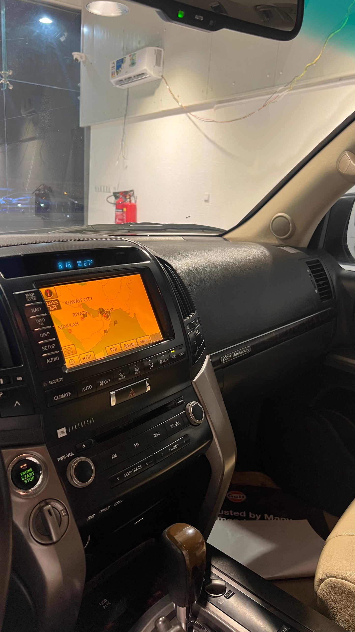 Land Cruiser VXRI 2011 GCC